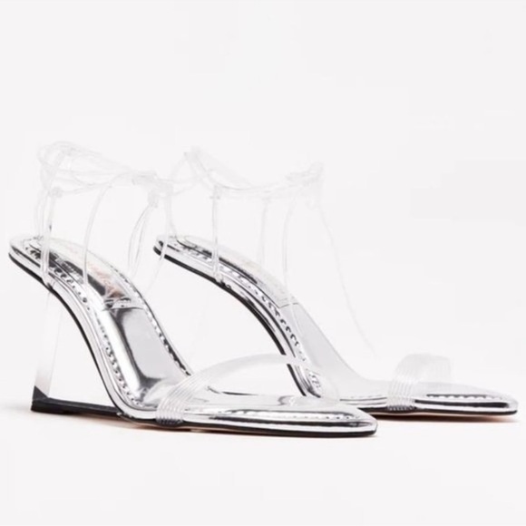 NIB Good American Cinder-F*cking Ella Clear Wedges - Picture 2 of 14